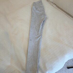 Alo Yoga Metallic Gray High Waisted Leggings Women’s M Shimmer Performance Activ